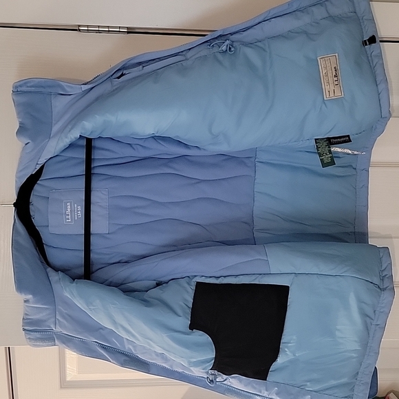 Jacket L.L. Bean Kids Winter Ski L 14-16 Lined Thinsulate removeable hood. - Picture 5 of 8
